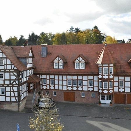 Hotel Zum Stern Rauischholzhausen Esterno foto